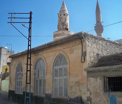 Özbek Cami